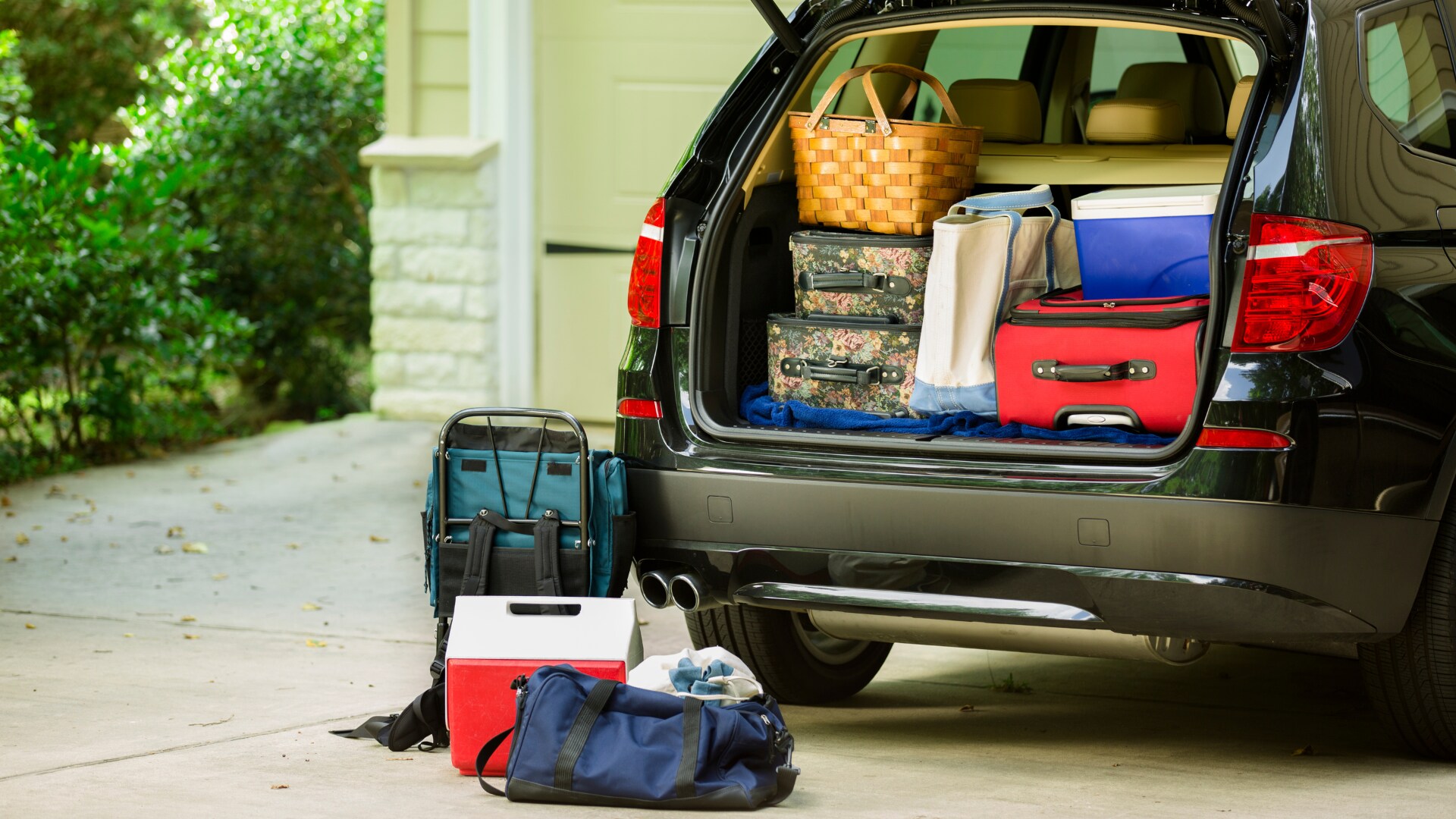 Road%20Trip%20Ready%20The%20Ultimate%20Checklist%20for%20a%20Smooth%20and%20Safe%20Journey.png