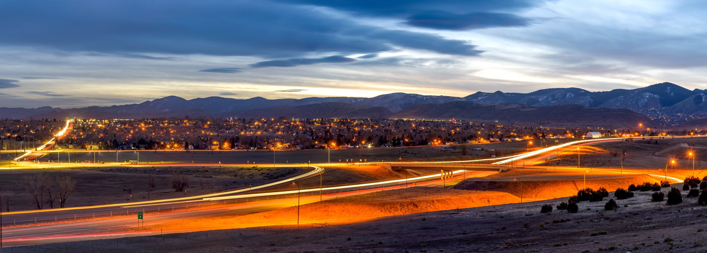 AdobeStock_267881941%20(1).jpeg A view of highway 285 looking west outside of Littleton.