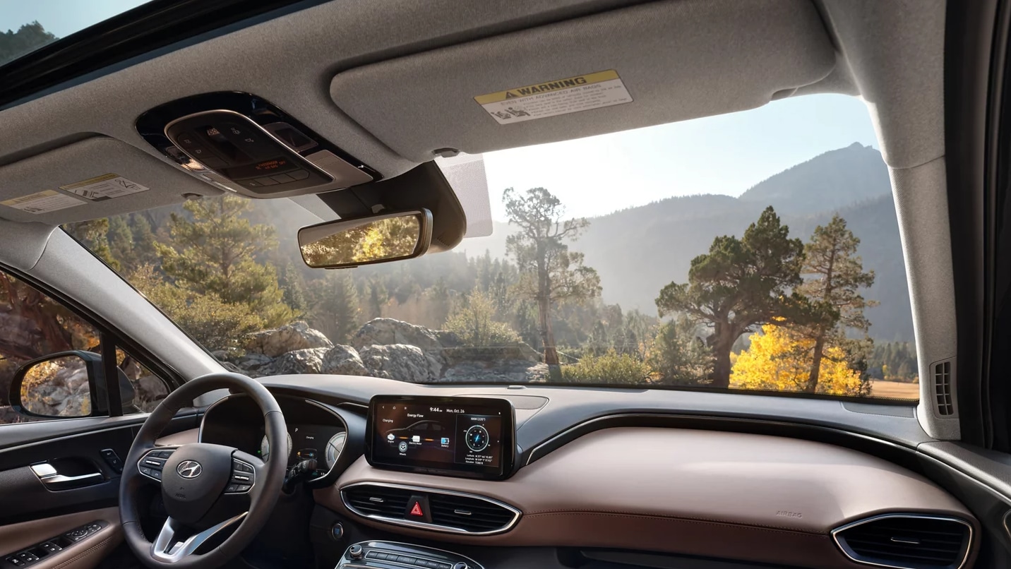 Interior of 2023 Hyundai SUV and Infotainment