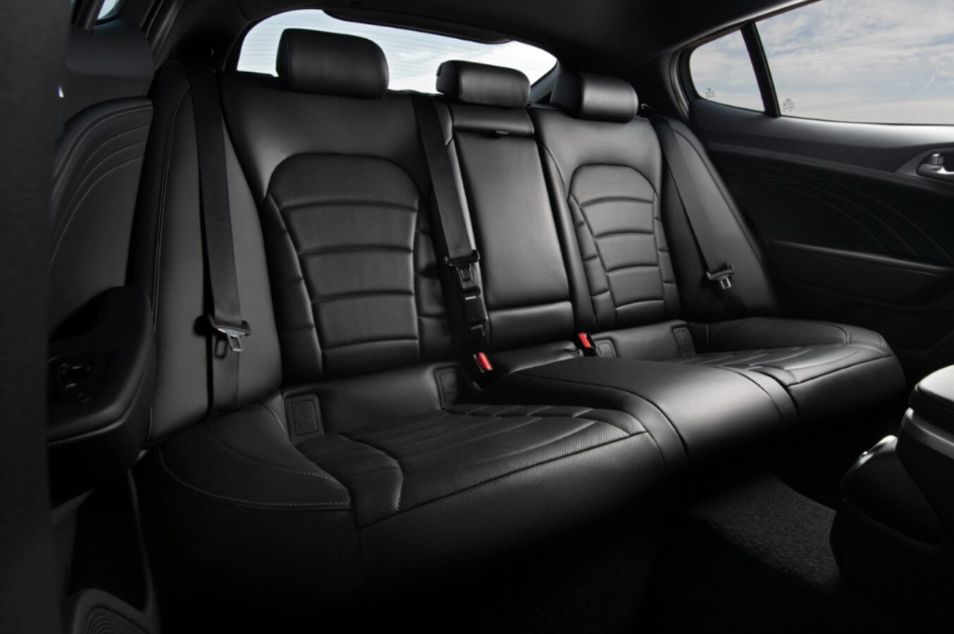 2022-kia-stinger-04.jpg All new Kia Stinger black leather interior seating