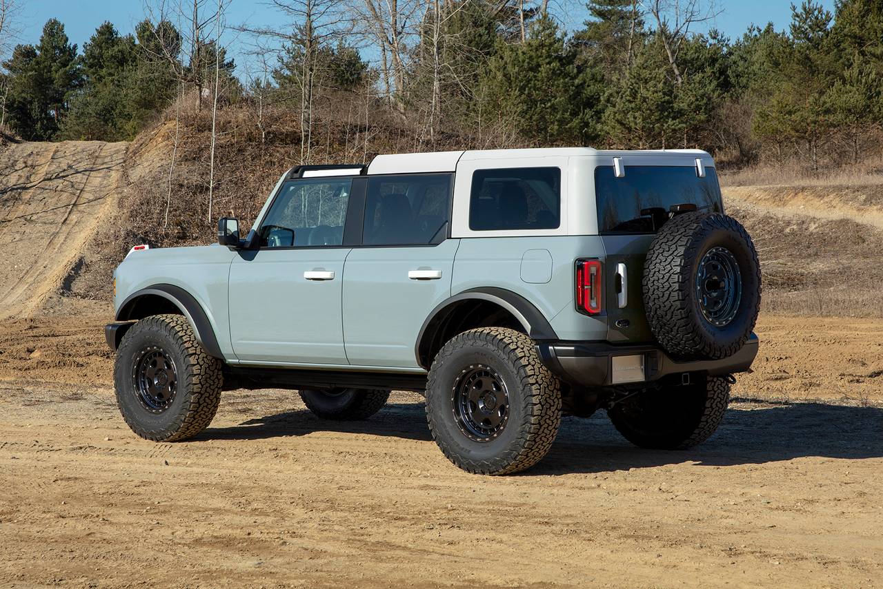 2022 ford bronco convertible interior-suv badlands.jpg arial-view-of-2022-ford-bronco