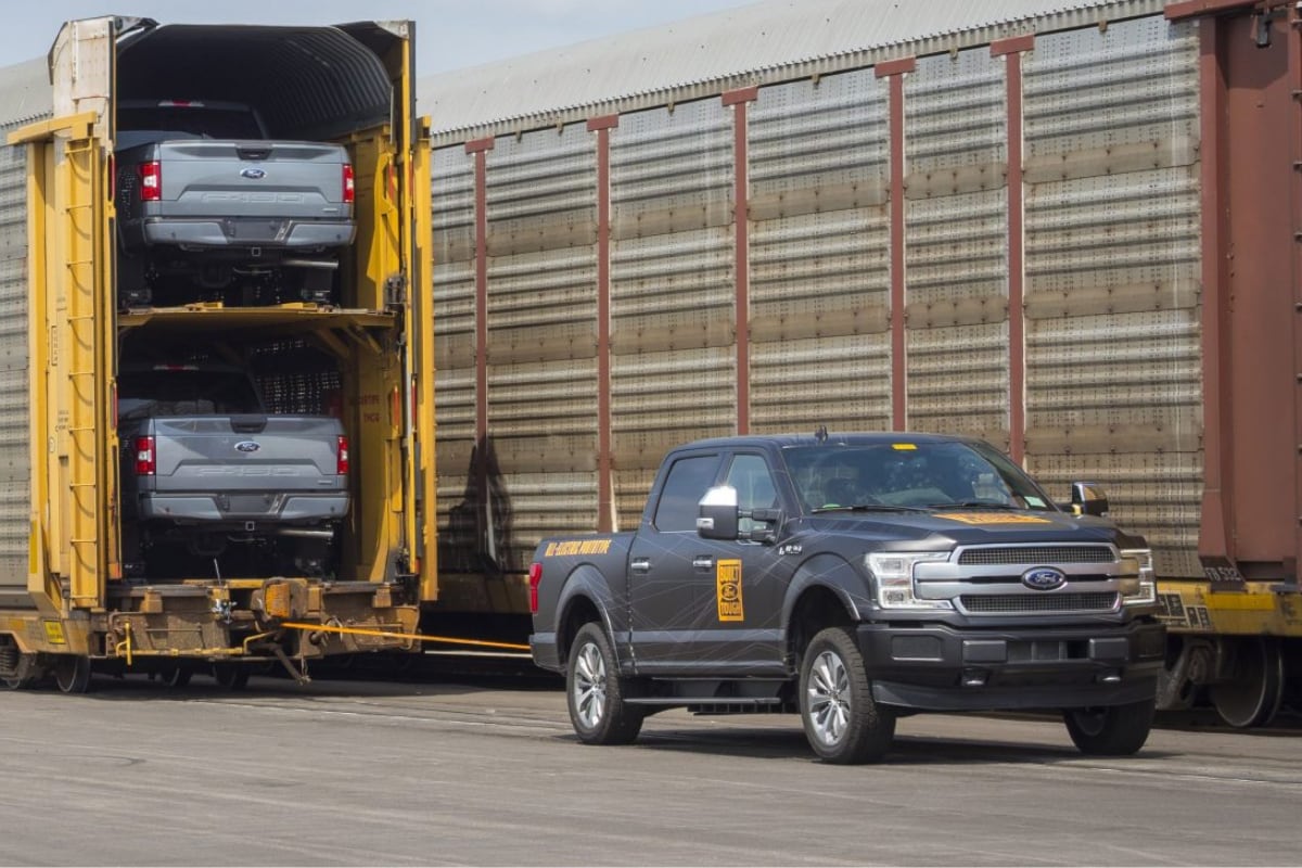 Future all-electric Ford F-150 prototype towing 1m+ pounds
