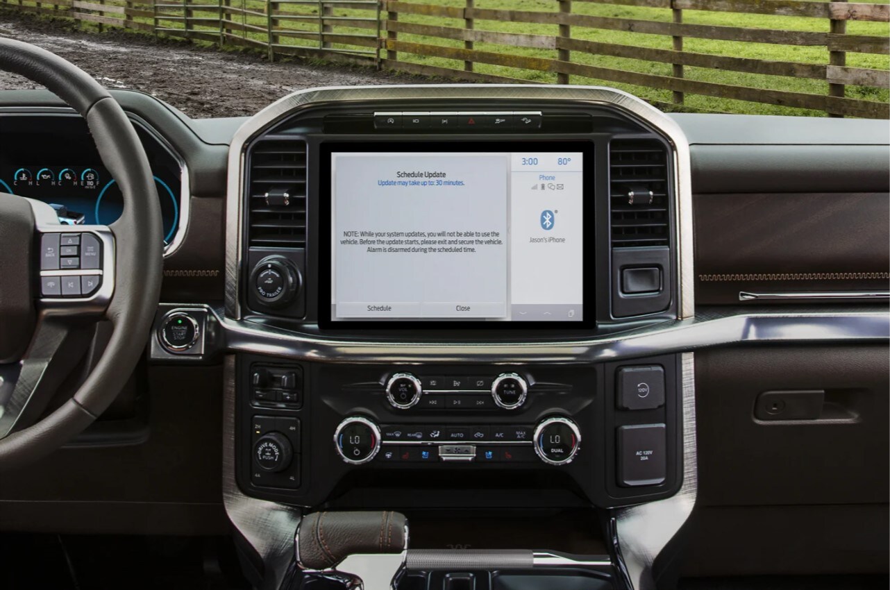 2022-ford-f-150-04.jpg infotainment-system-of-ford-f150
