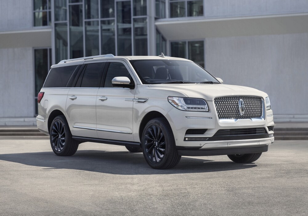 2019 Lincoln Navigator exterior