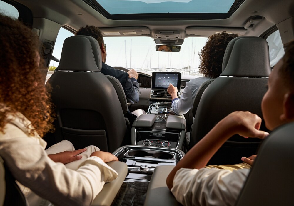 2020 Lincoln Navigator interior cabin
