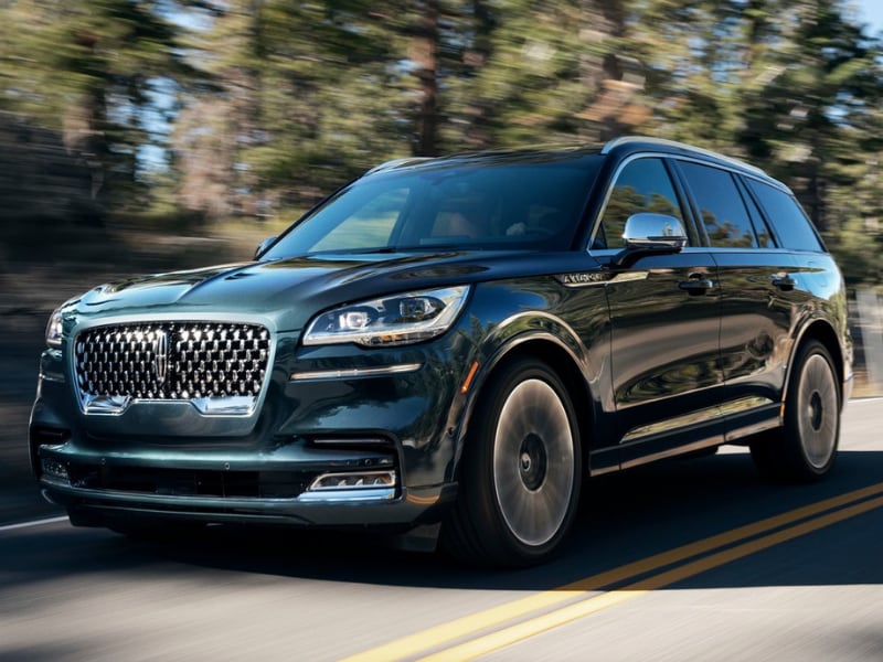 2020 Lincoln Aviator in motion driving down a road