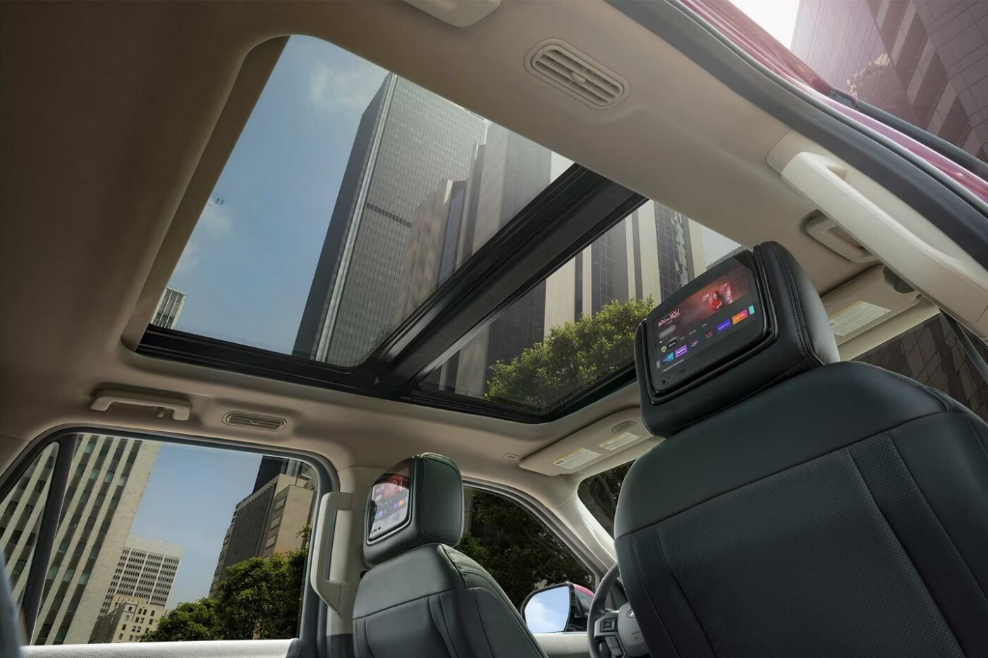 2023-ford-expedition-max-4.PNG A view through the sunroof of a 2023 Ford Expedition Max