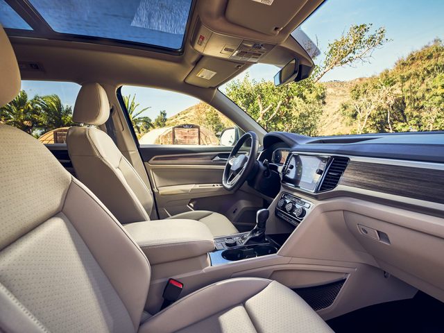 Interior atlas.jpg