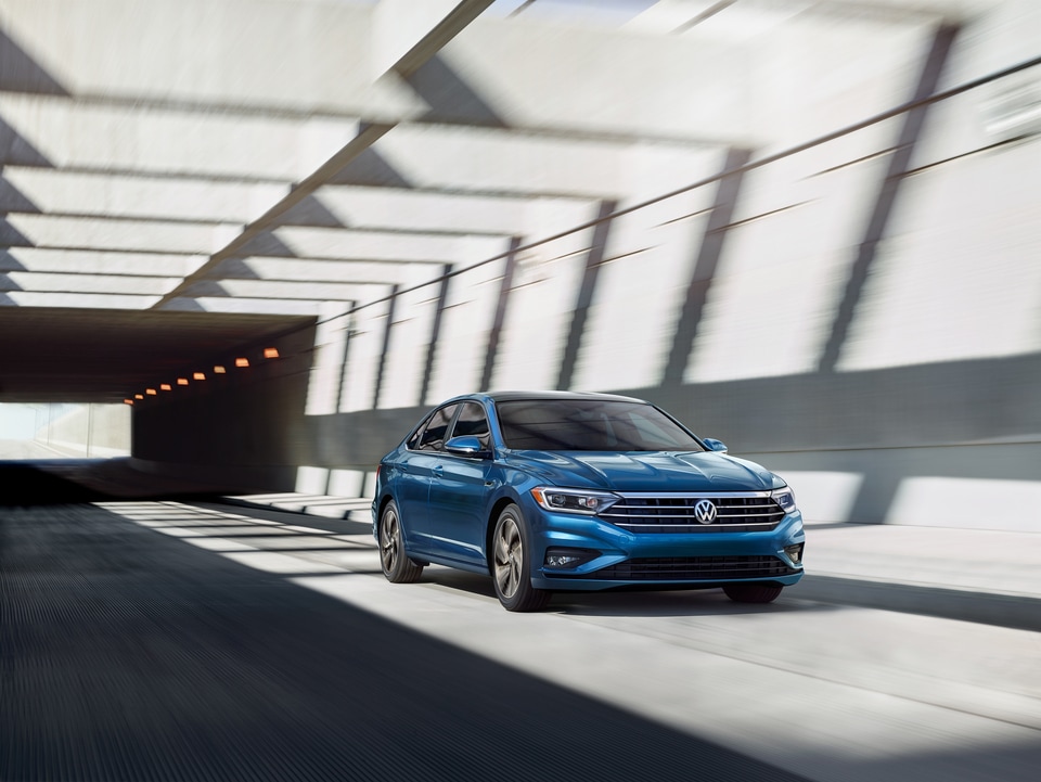 2020-Volkswagen-Jetta-SEL-Sedan-L04.jpeg