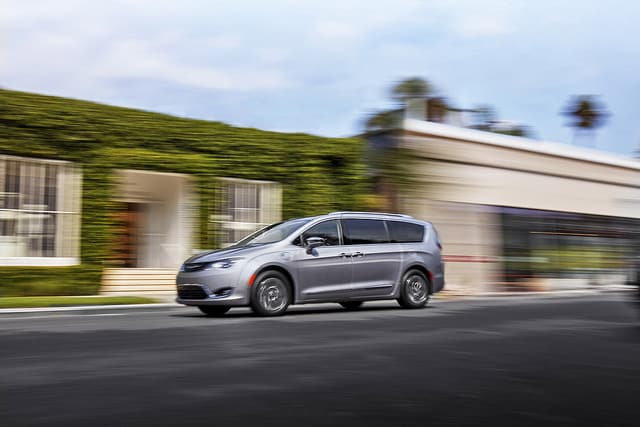 PacificaExterior.jpg Chrysler Pacifica in La Crosse, WI