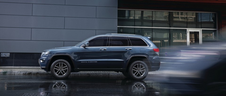 2021 Jeep Grand Cherokee SUV.jpg