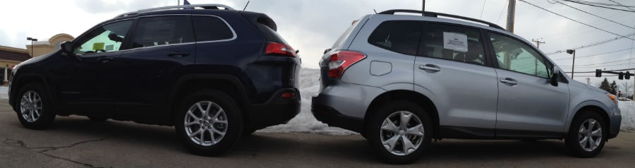 Jeep Cherokee vs Subaru Forester panorama.jpg
