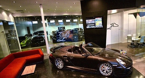 Porsche.jpg