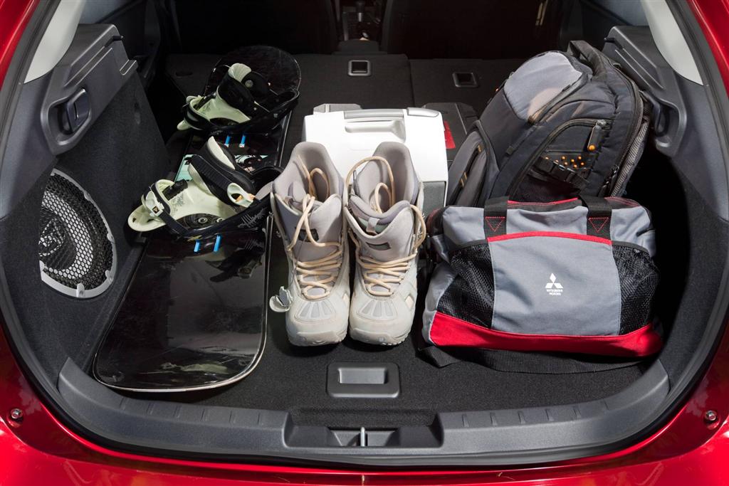 2016 Mitsubishi Lancer Sportback Cargo.jpg