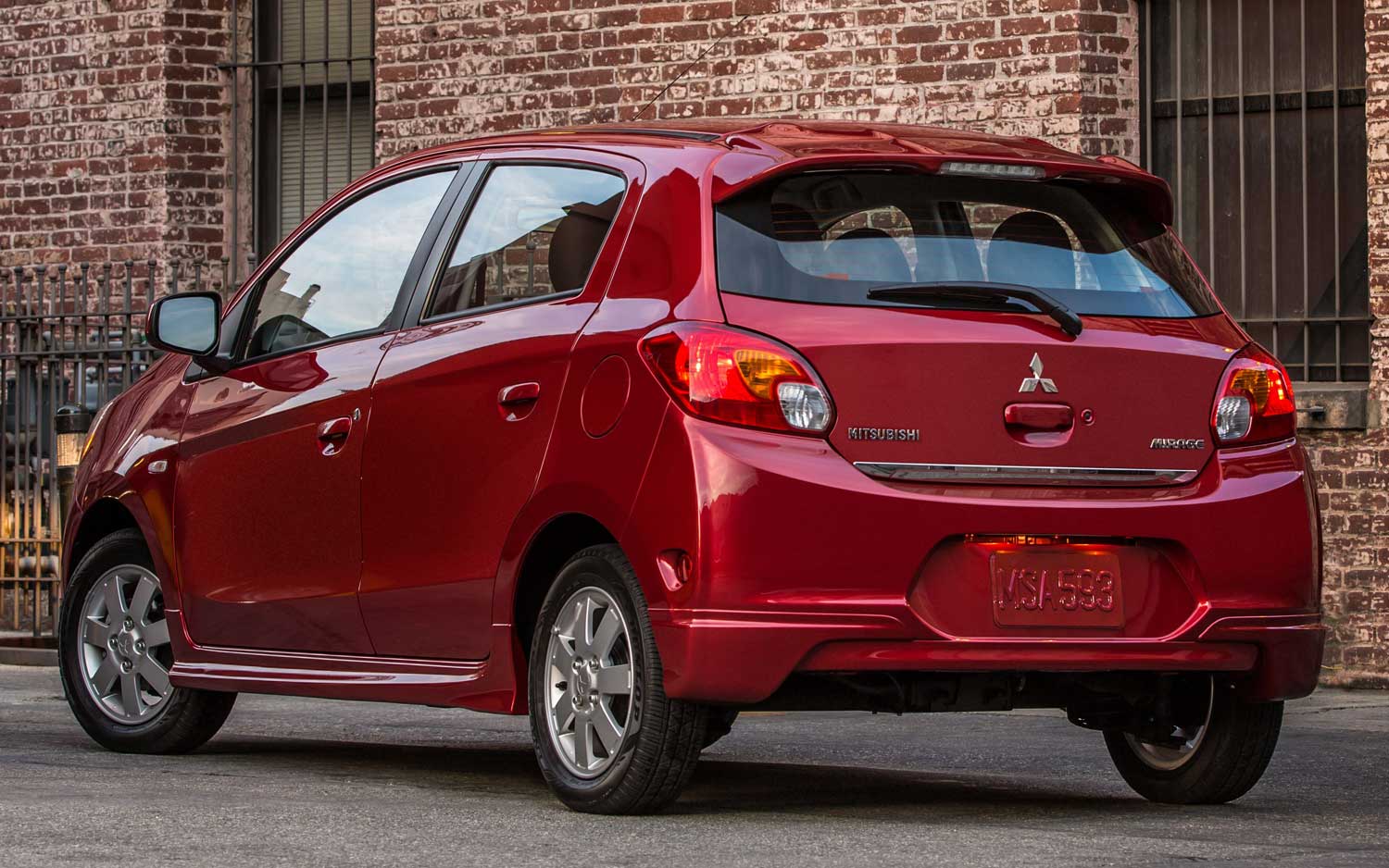 2014-Mitsubishi-Mirage-rear-side-view-bricks.jpg