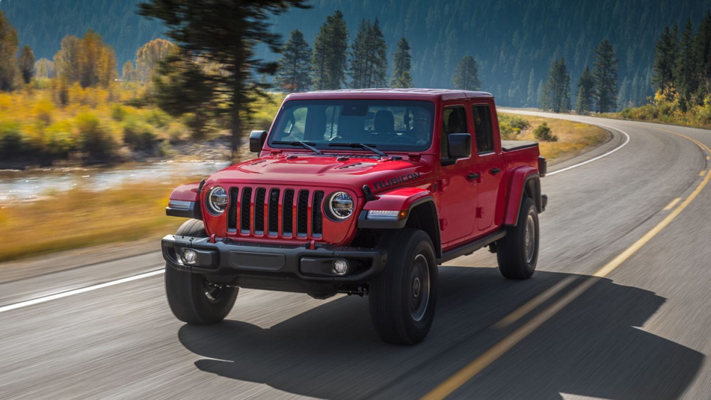 2020-Jeep-Gladiator-Gallery-Exterior-Red-Rubicon-Highway.jpg.image.1440.jpg