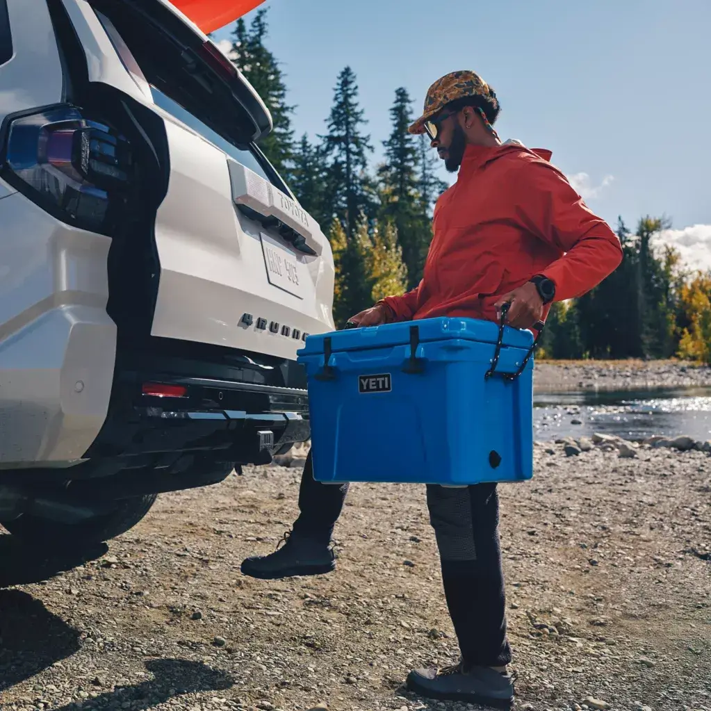 Hands-free power liftgate opening with a foot motion on the 2027 Toyota 4Runner