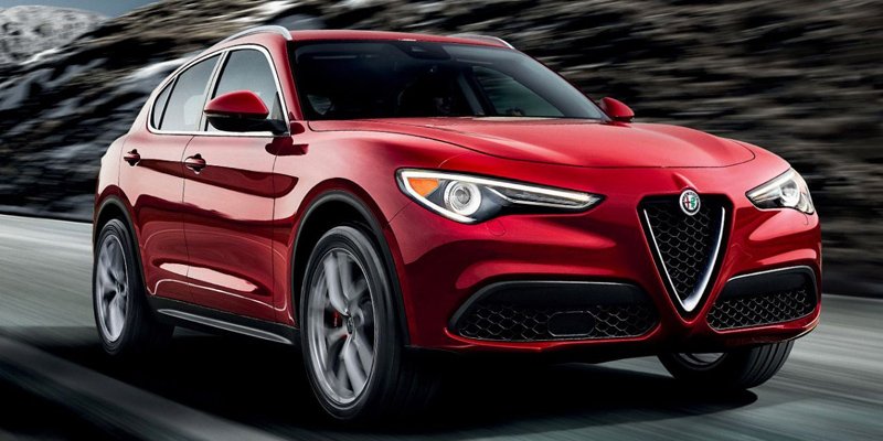 2019-Alfa-Romeo-Stelvio-01.jpg