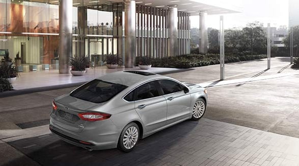2015 Ford Fusion Hybrid SE Exterior Rear End 2015 Ford Fusion Hybrid SE Exterior Rear End