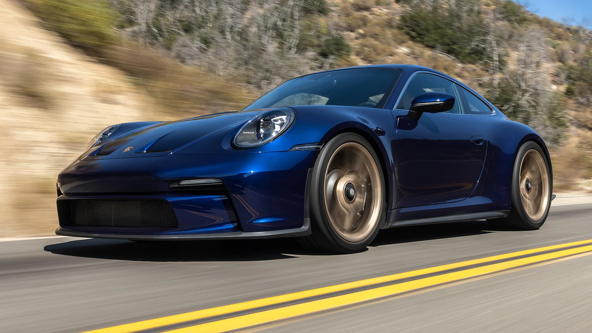 2022-Porsche-911-GT3-Touring-fro.png