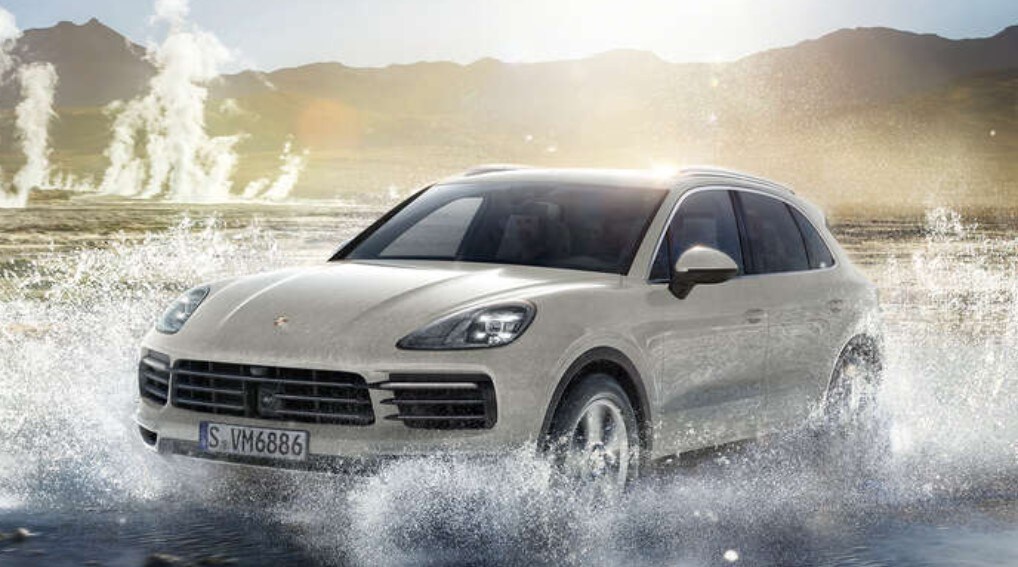 2021 Porsche Cayenne E-Hybrid.jpg