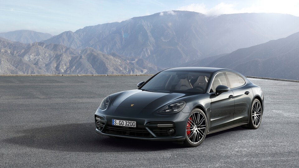 New Porsche Panamera in Phoenix