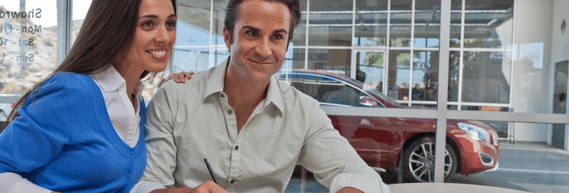 AutoNation Financing Couple applying for auto financing through AutoNation