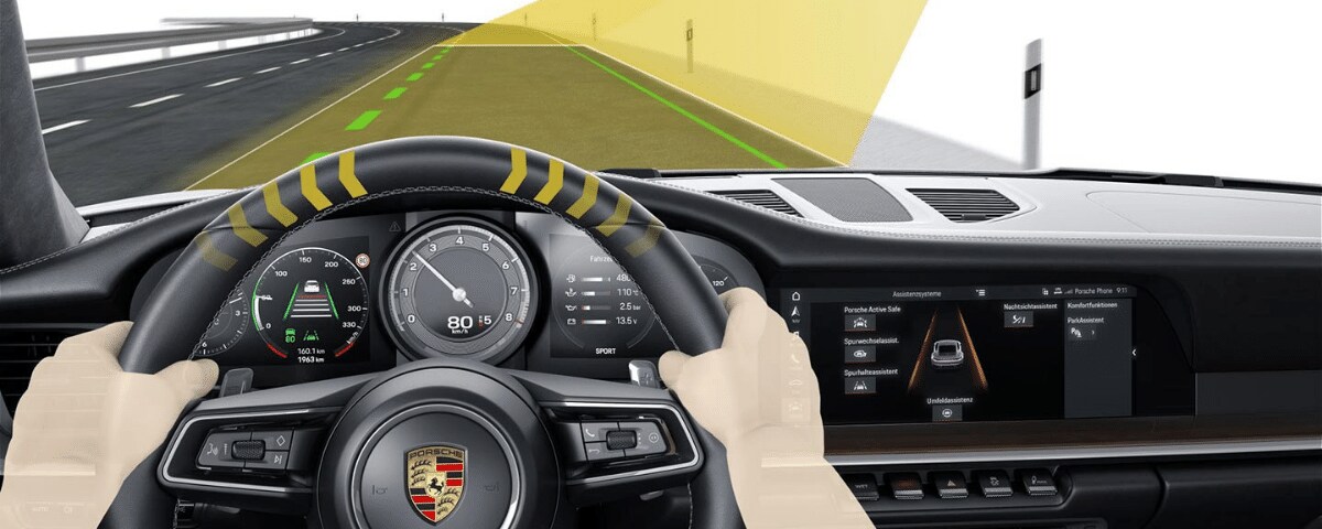 Porsche Lane Keep Assist