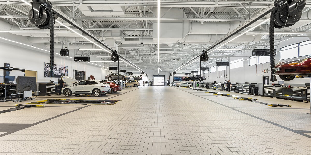 Porsche McKinney service bays