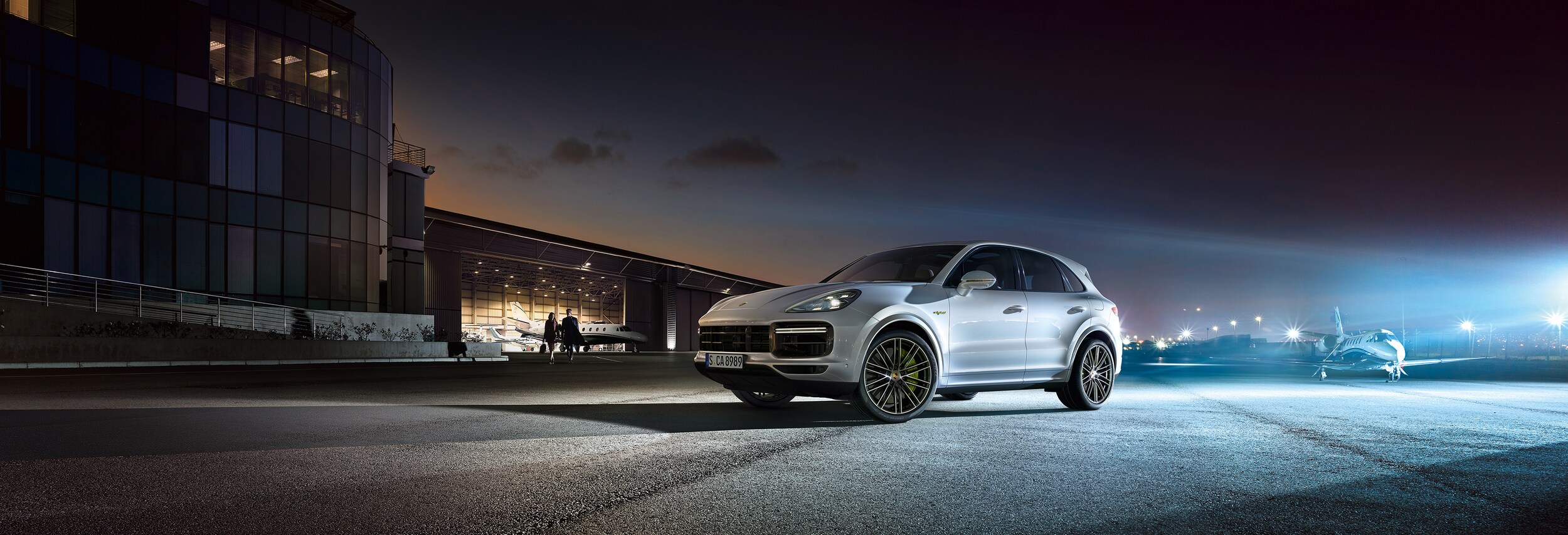 2025 Porsche Cayenne Turbo SE Hybrid SUV | Porsche of Chattanooga 2025 Porsche Cayenne Turbo SE Hybrid SUV