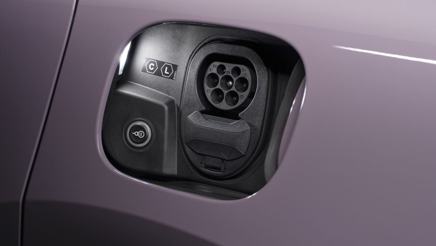 Porsche Macan EV Plug