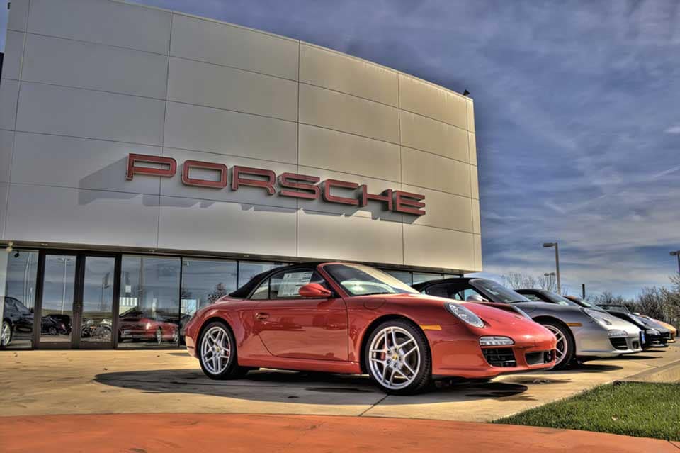 showroom Exterior.jpg