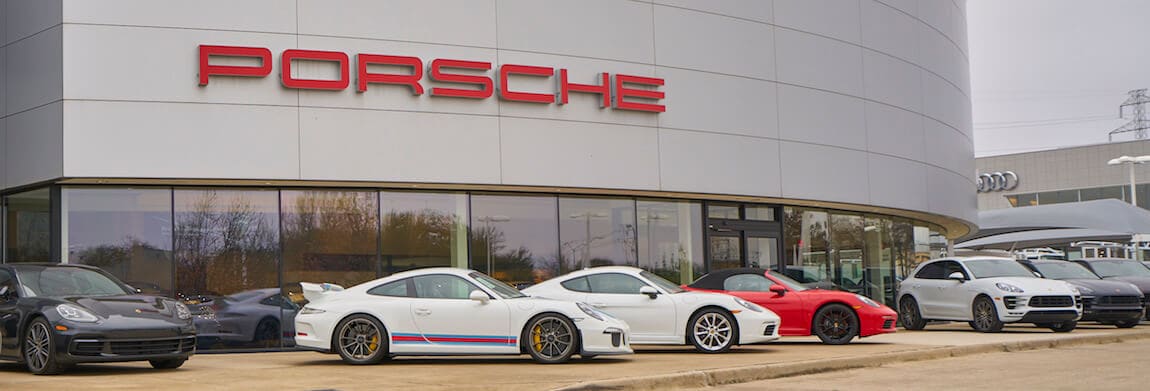 Porsche Plano Porsche Plano exterior