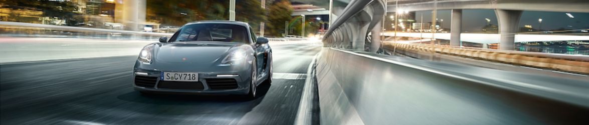2019-Porsche-718-Cayman-Coupe-L03.jpeg
