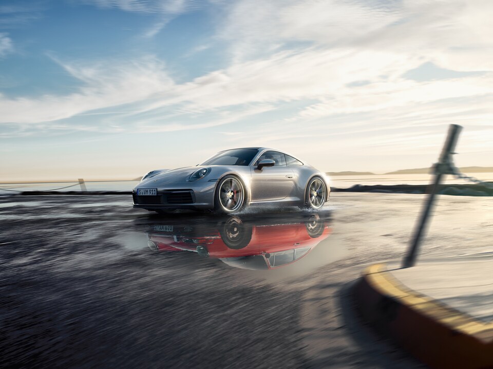 2021-Porsche-911-CarreraS-Coupe-L03.jpeg