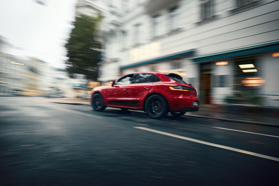 New Porsche Macan For Sale in Philly