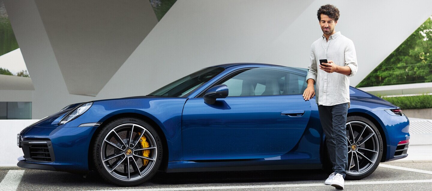 Porsche-Lifestyle-53-1440x637.jpeg
