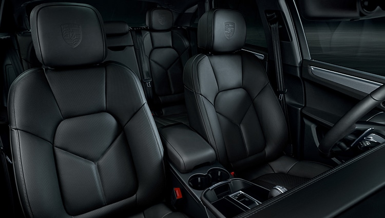 2024 Porsche Macan Front and Back Seats.
