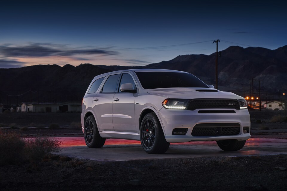 2018-Dodge-Durango-SRT-SUV-L07.png