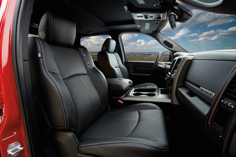 2018 ram interior.png
