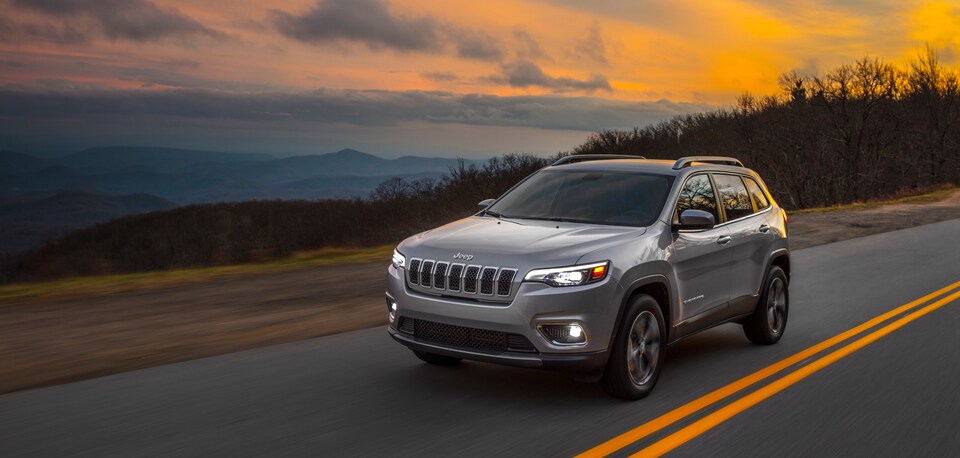 2019-Jeep Cherokee Limited SUV (1).png