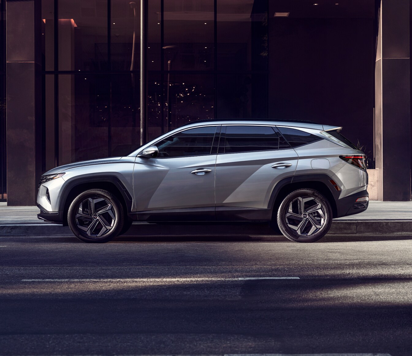 Explore Hyundai Tucson Fuel Economy at Potamkin Hyundai