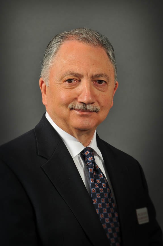 Mo Moayeri