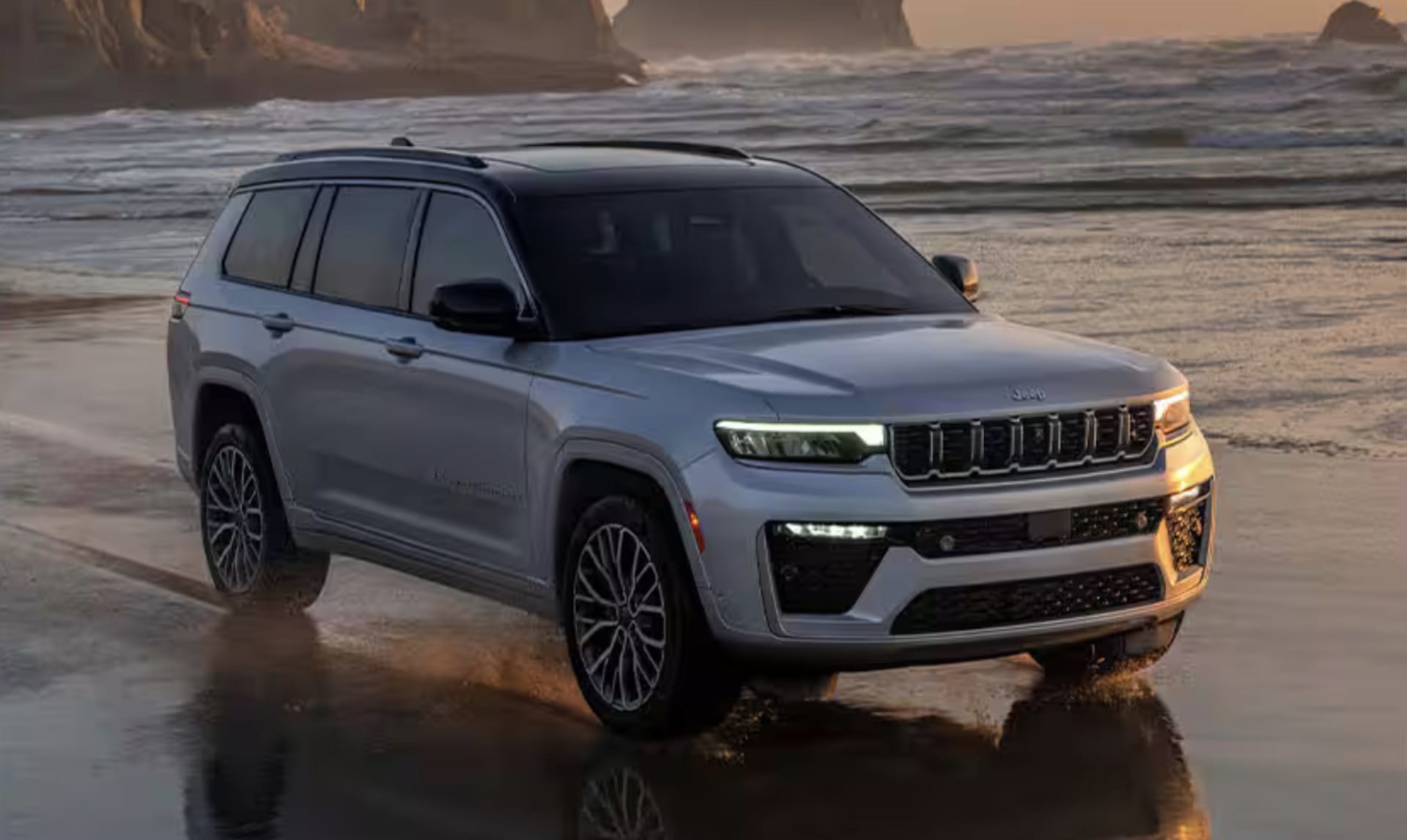 2026 Jeep Grand Cherokee at Jeep Portsmouth in Portsmouth, NH