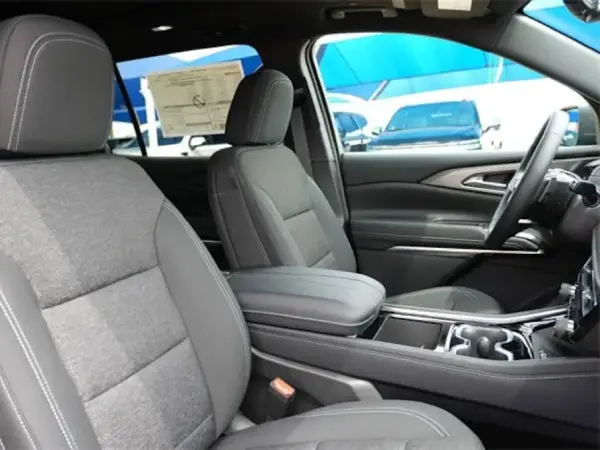 2026 chevy traverse interior