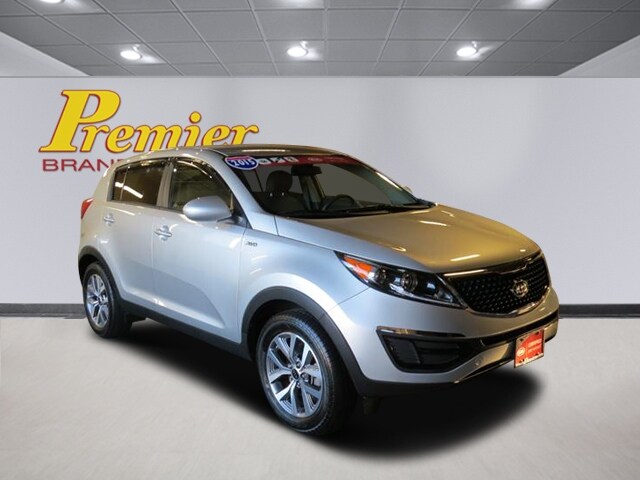 2015 Kia Sportage.jpg