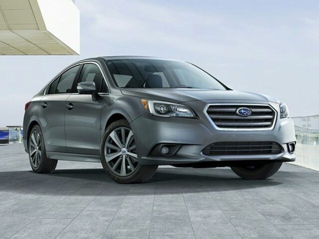 2016 Subaru Legacy sedan exterior silver.jpg