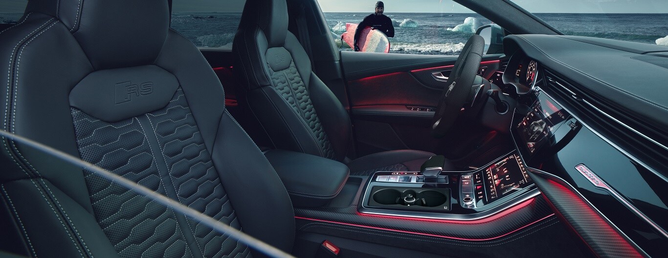 2020 Audi RS Q8 Interior