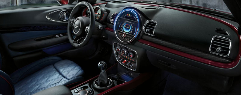 2018 MINI Clubman interior