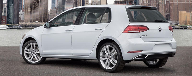 2018 Volkswagen Golf Cargo Space